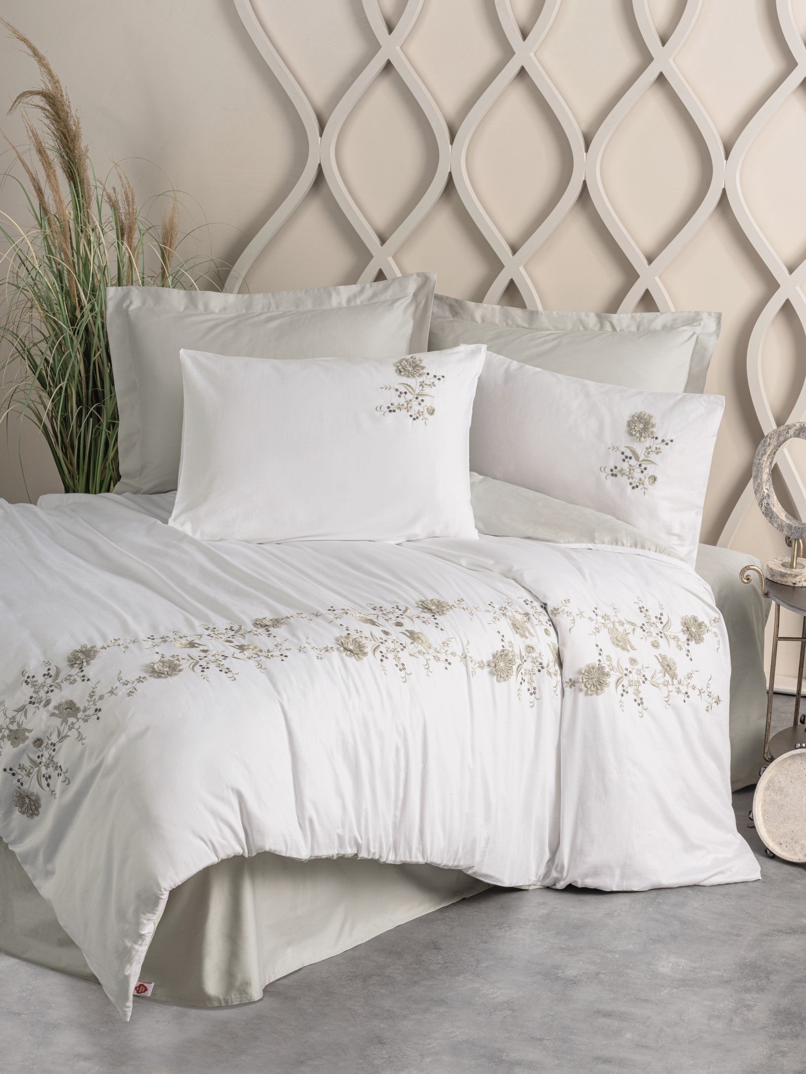 Cotton Box 3D Embroidered Satin Double Duvet Cover Set Urian Beige