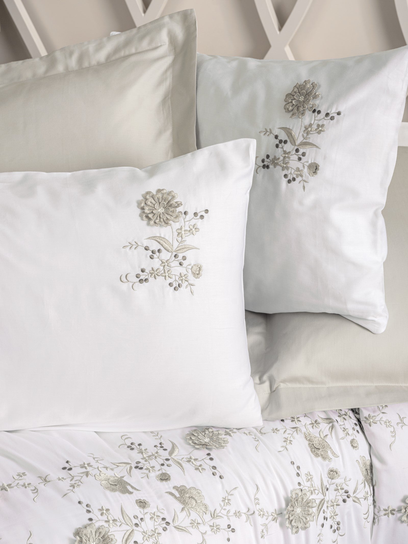 Cotton Box 3D Embroidered Satin Double Duvet Cover Set Urian Beige