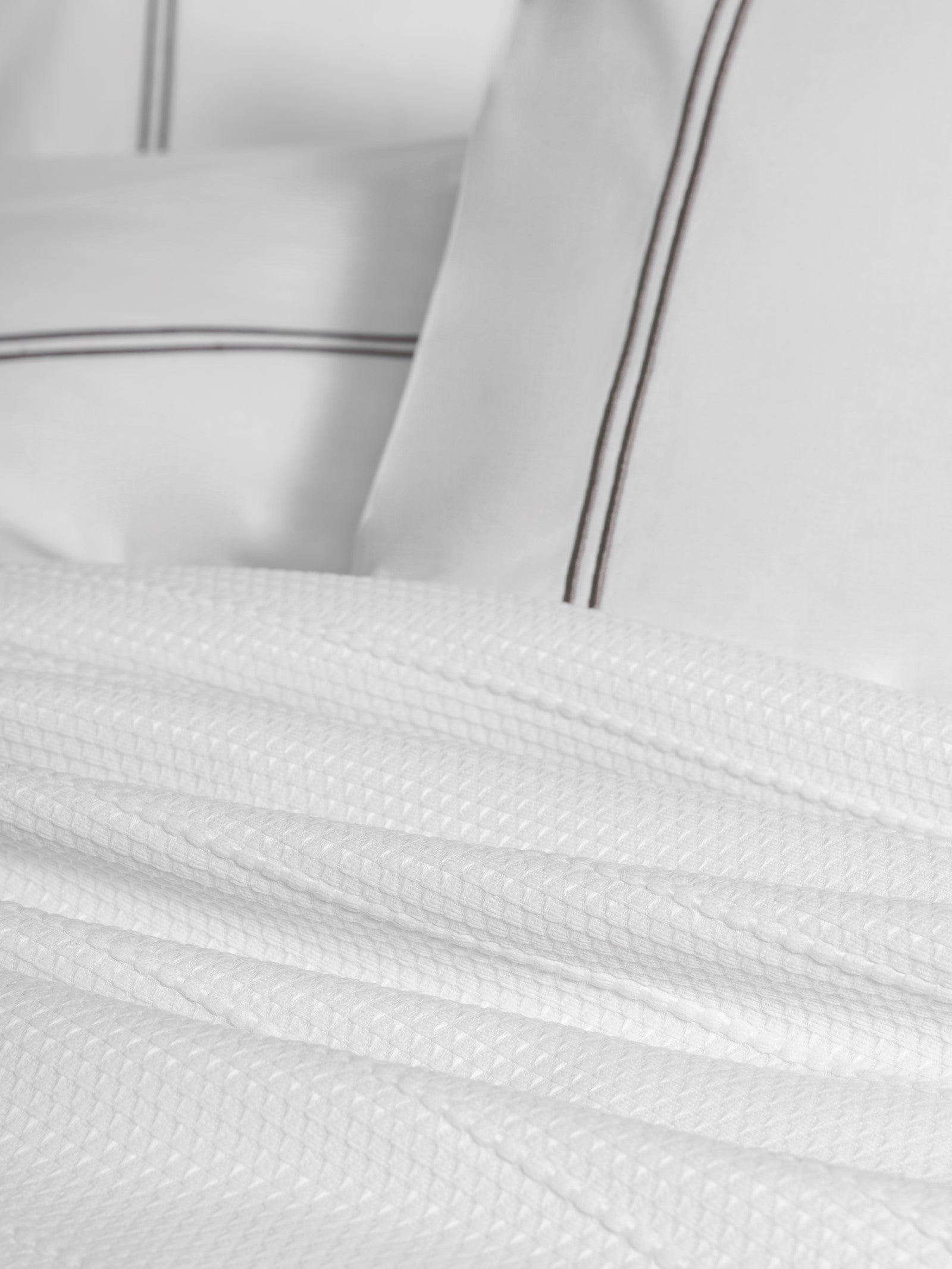 Комплект пододеяльников Cotton Box Classic Dowry Double Pique Duvet Cover Set Mehveş White