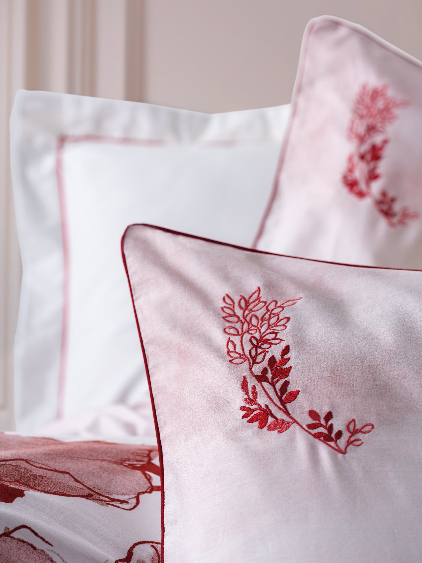 Комплект пододеяльников Cotton Box Elite Satin Double Duvet Set Gules Red