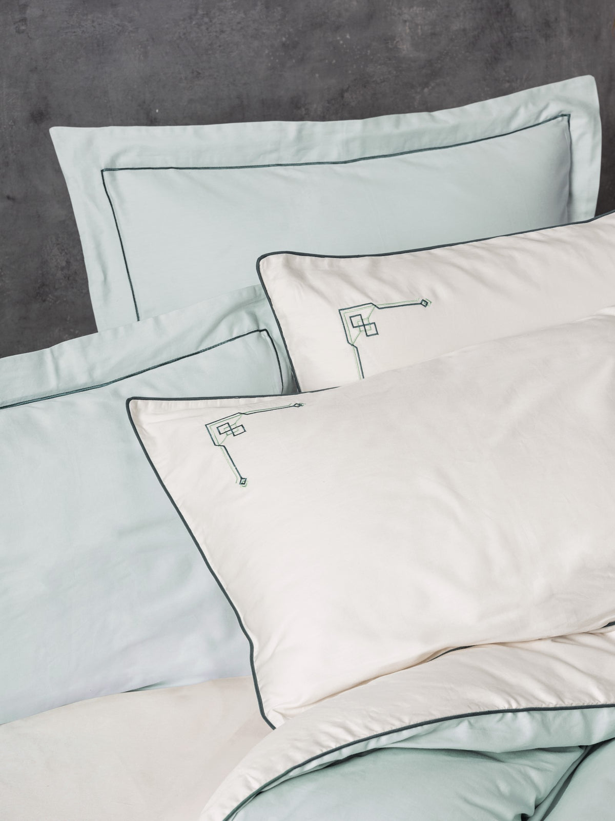 Комплект постельного белья Cotton Box Elite Satin для двоих Vanko Mint
