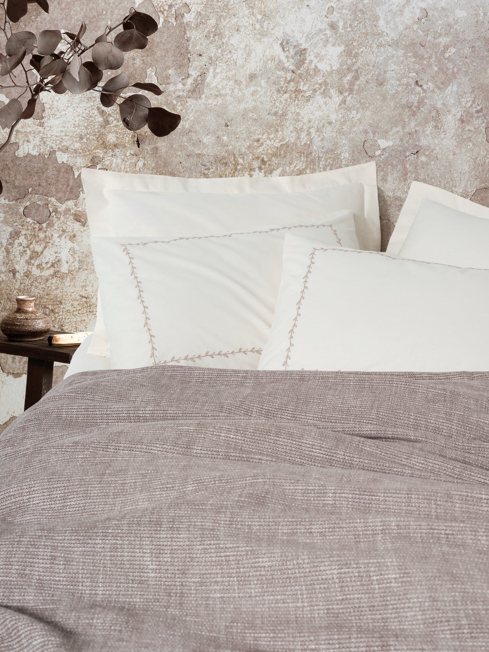 Cotton Box Embrova Chenille Double Bedspread/Pique Set Loom Beige