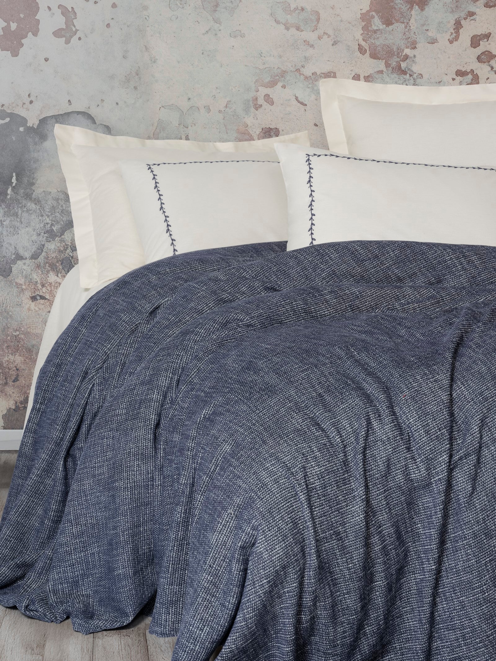 Cotton Box Embrova Chenille Double Bedspread/Pique Set Loom Navy Blue