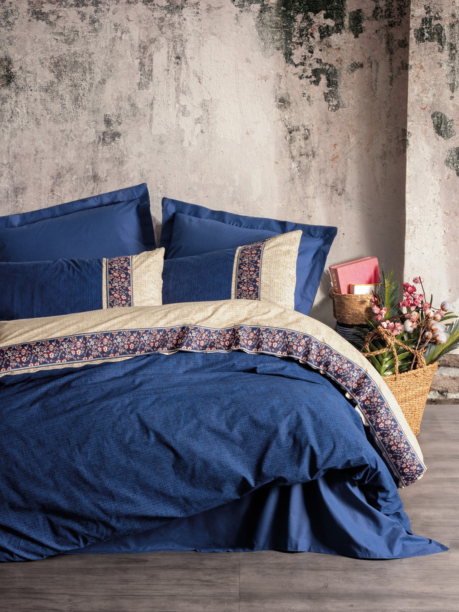Комплект постельного белья Cotton Box Folk Art с двумя пододеяльниками Rayen Navy Blue
