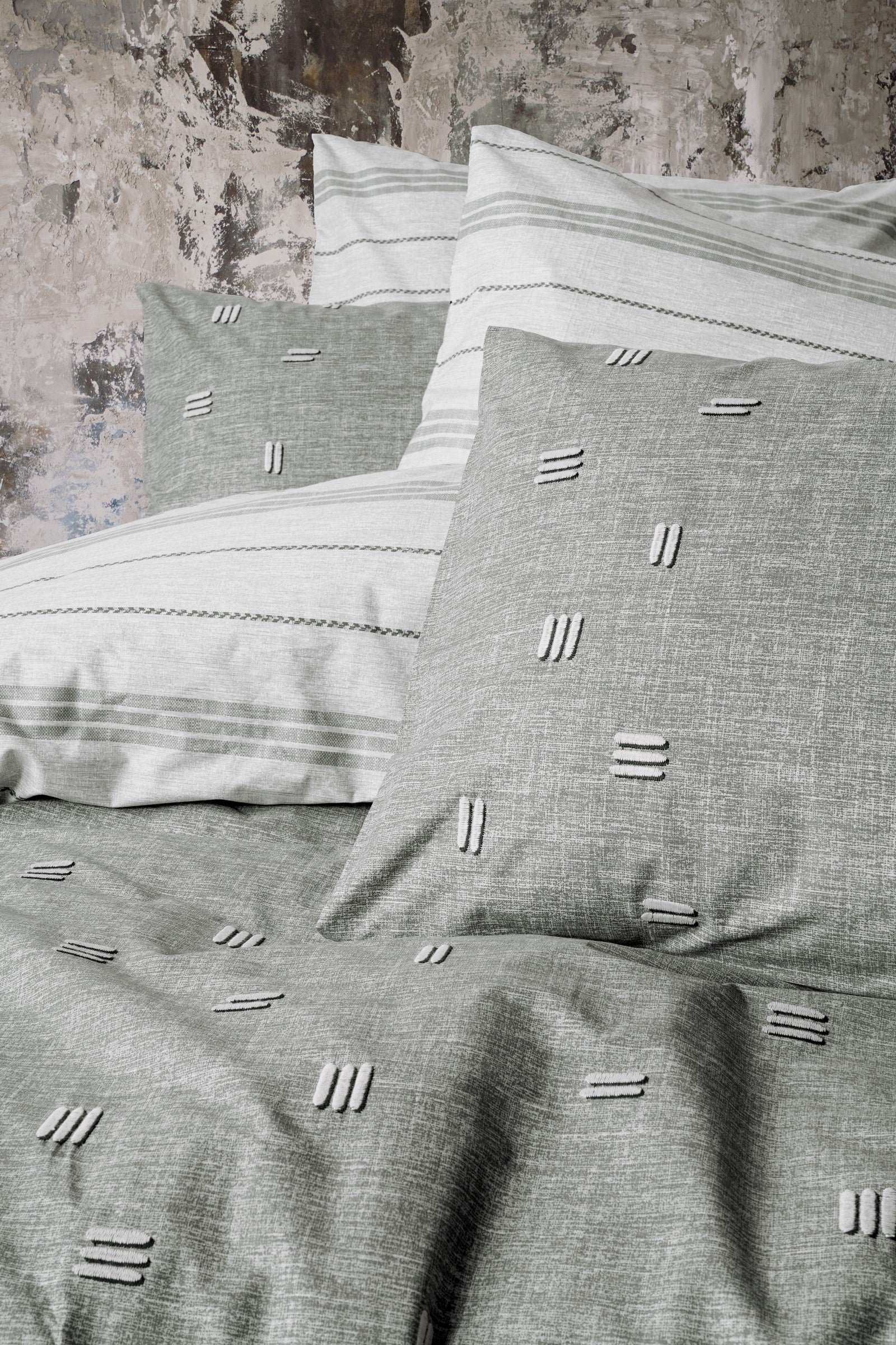 Cotton Box Klein Embroidered Ranforce Double Duvet Cover Set Patara Gray