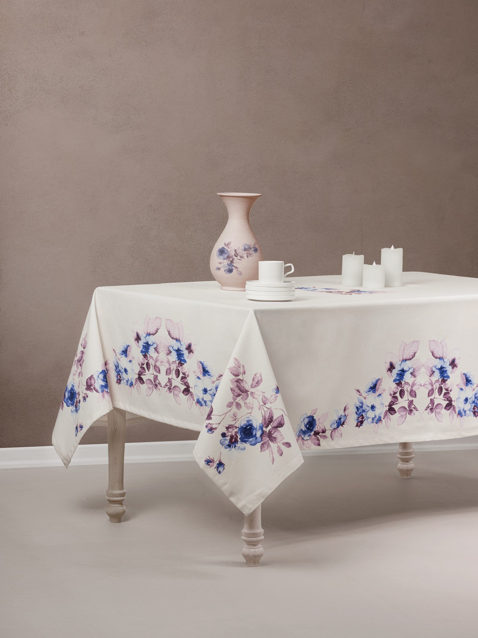 Cotton Box Panel Printed Tablecloth Grazra Lilac 170x230
