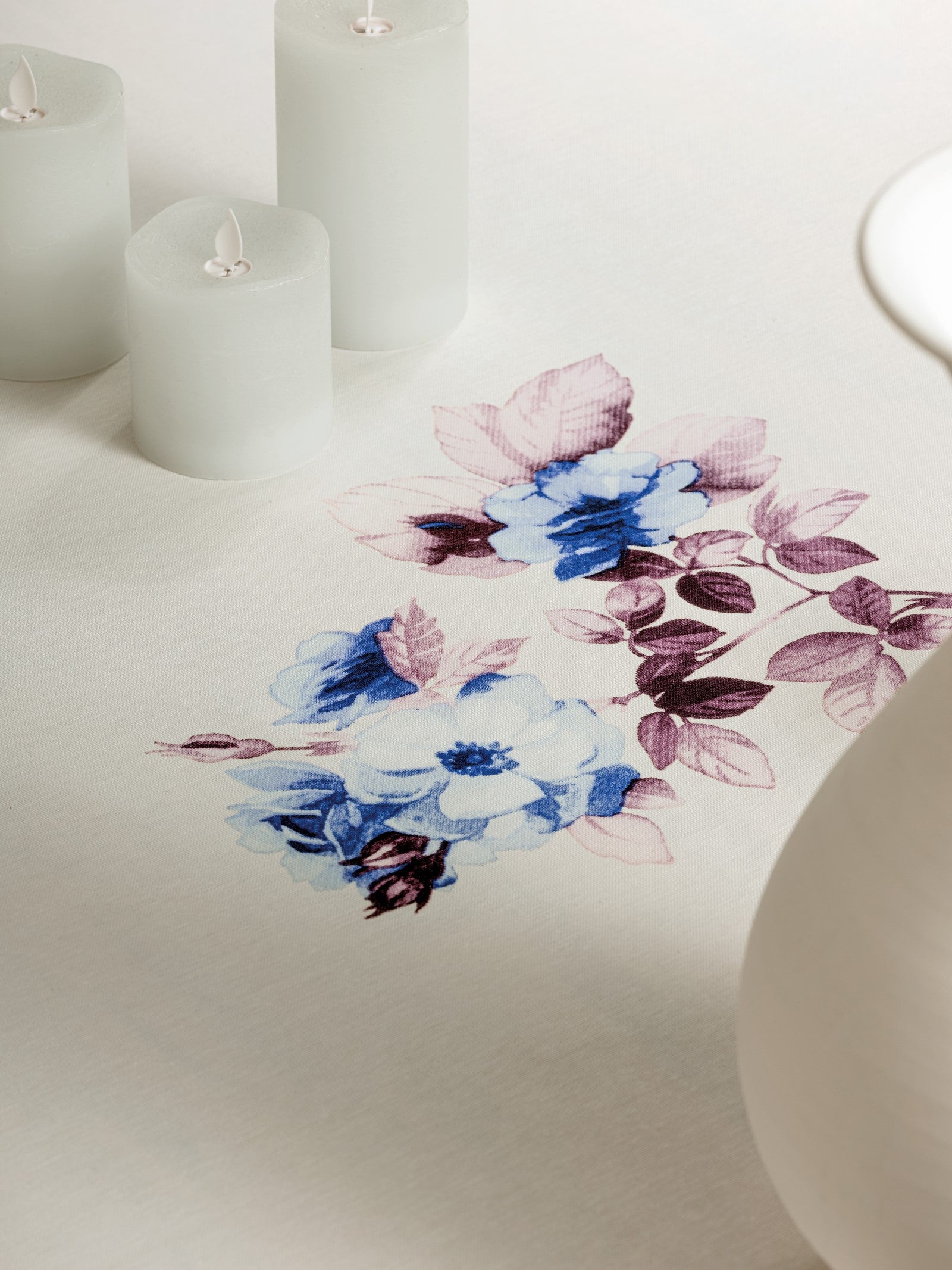 Cotton Box Panel Printed Tablecloth Grazra Lilac 170x230