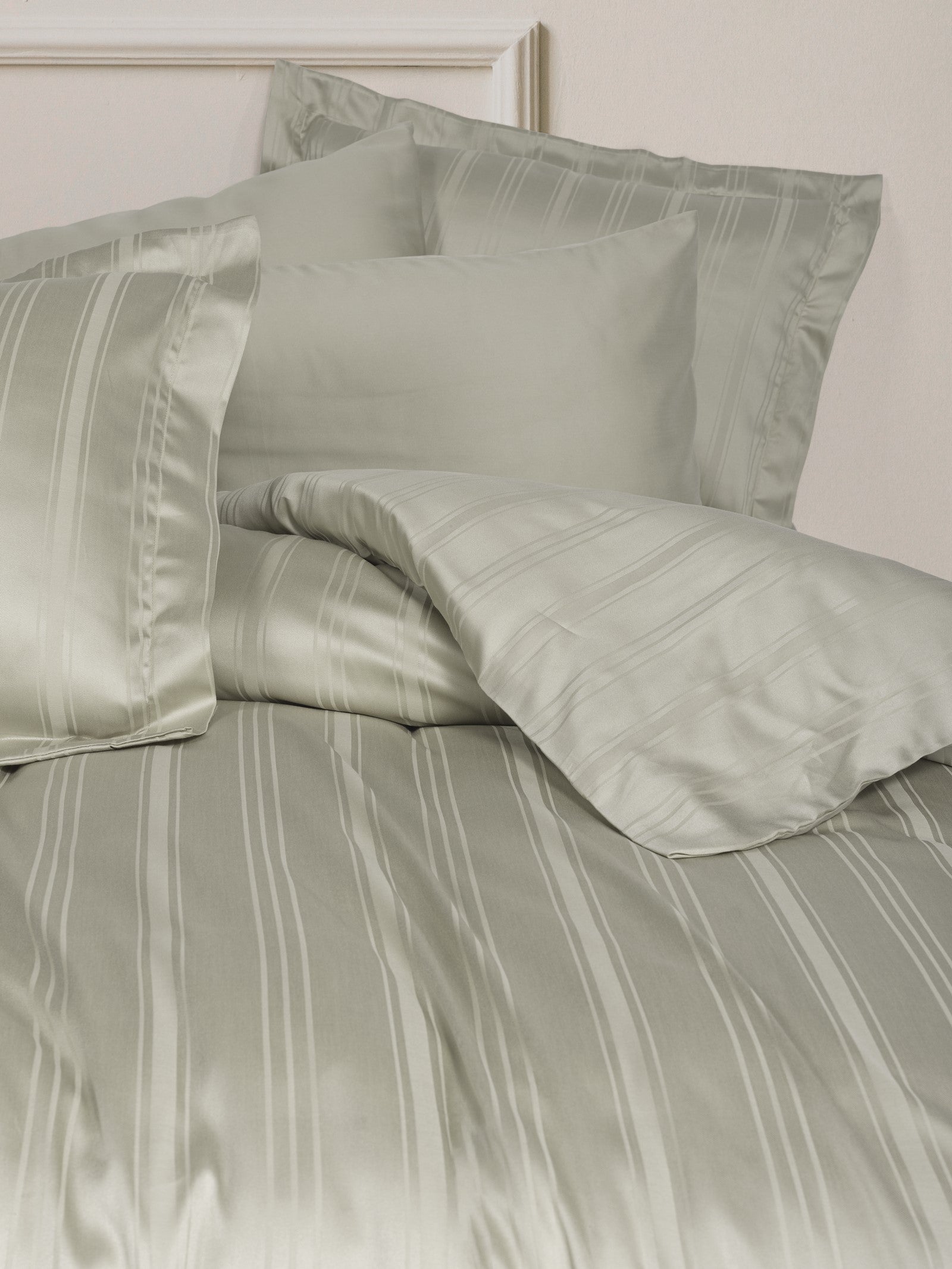 Cotton Box Smart Bamboo Satin Double Duvet Cover Set Stripe Beige