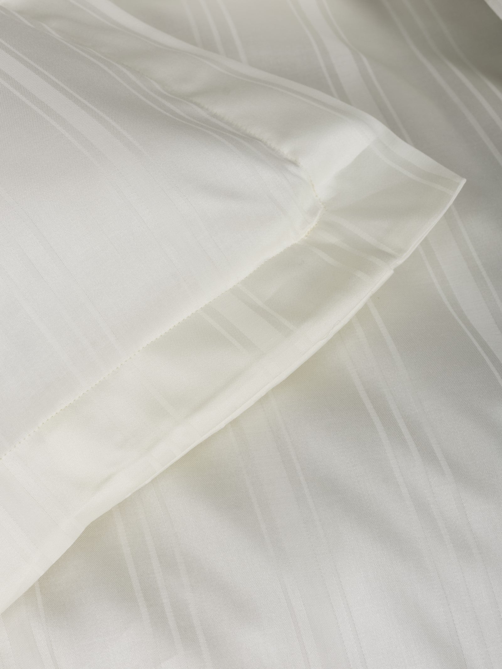 Cotton Box Smart Bamboo Satin Double Duvet Cover Set Stripe Ecru