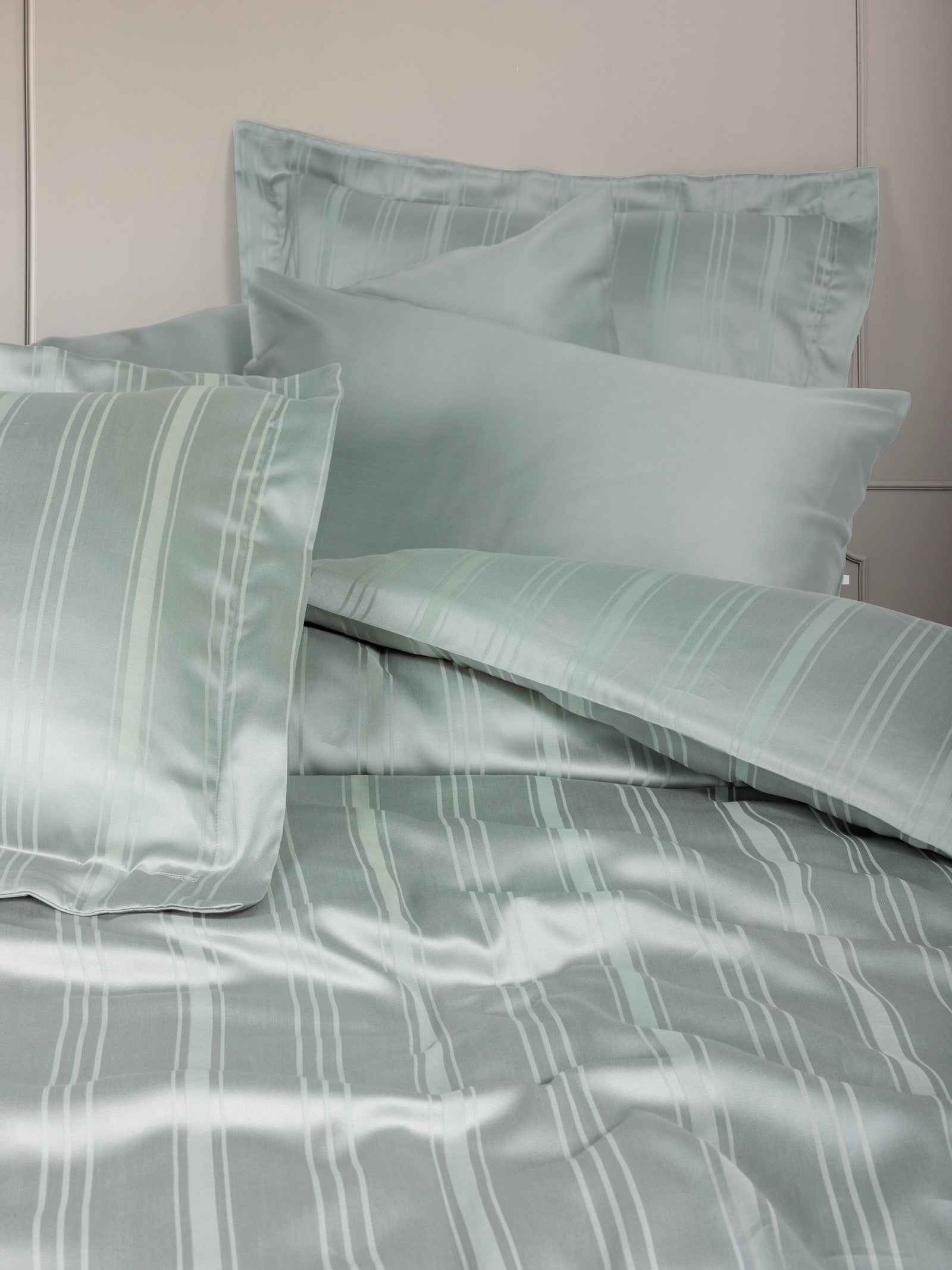 Cotton Box Smart Bamboo Satin Double Duvet Cover Set Stripe Mint