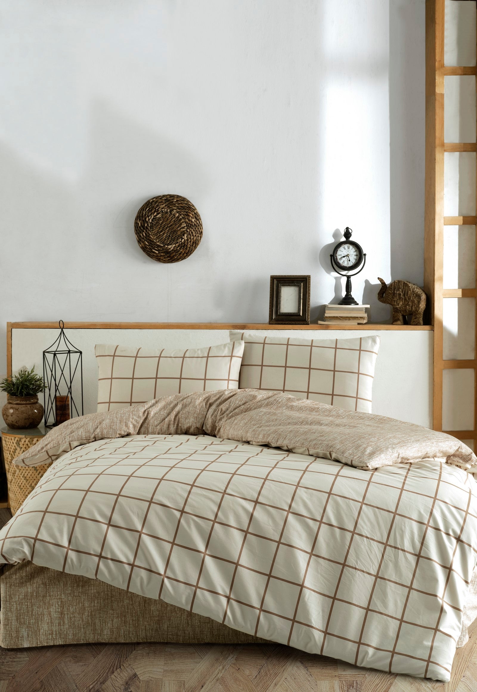 Cozy Home Çift Kişilik Lastikli Çarşaflı Nevresim Takımı Kare Krem