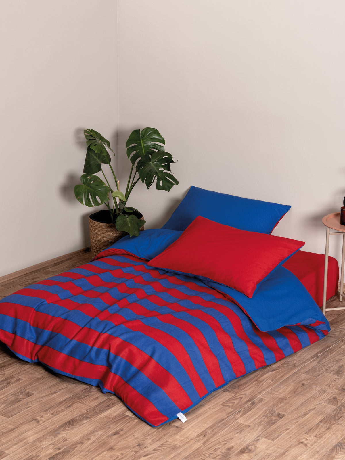 Cozy Home Popping Colors Single Duvet Cover Set with Fitted Sheet Blaze Red