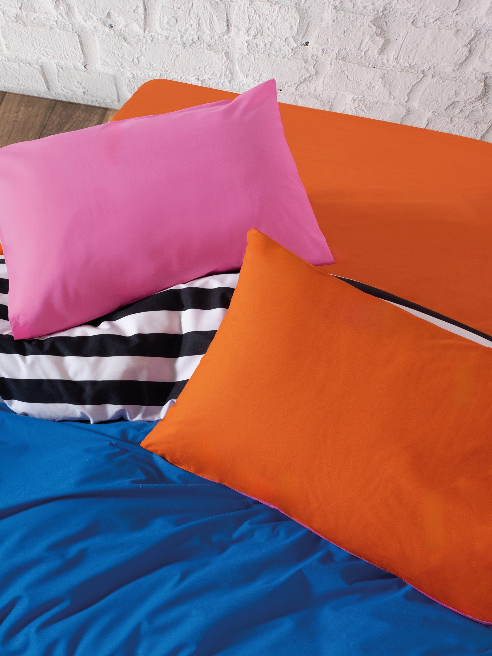 Cozy Home Popping Colors Tek Kişilik Lastikli Çarşaflı Nevresim Takımı Dusk Mavi