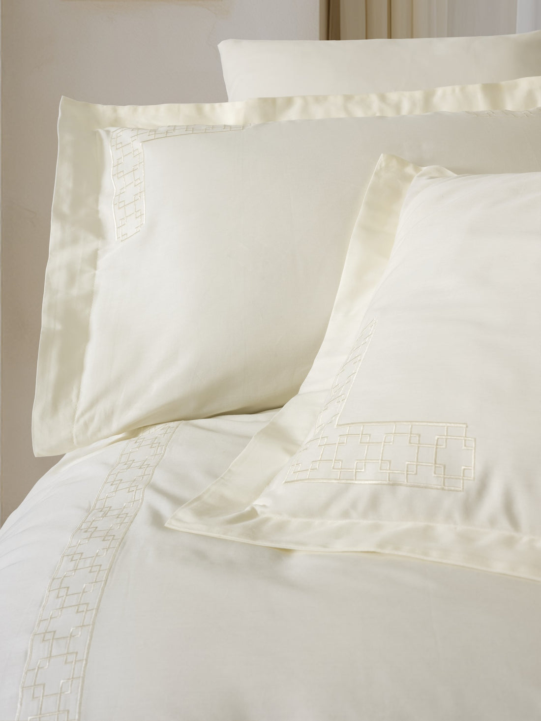 Cotton Box Embroidered Satin Double Duvet Cover Set Luxe Ecru
