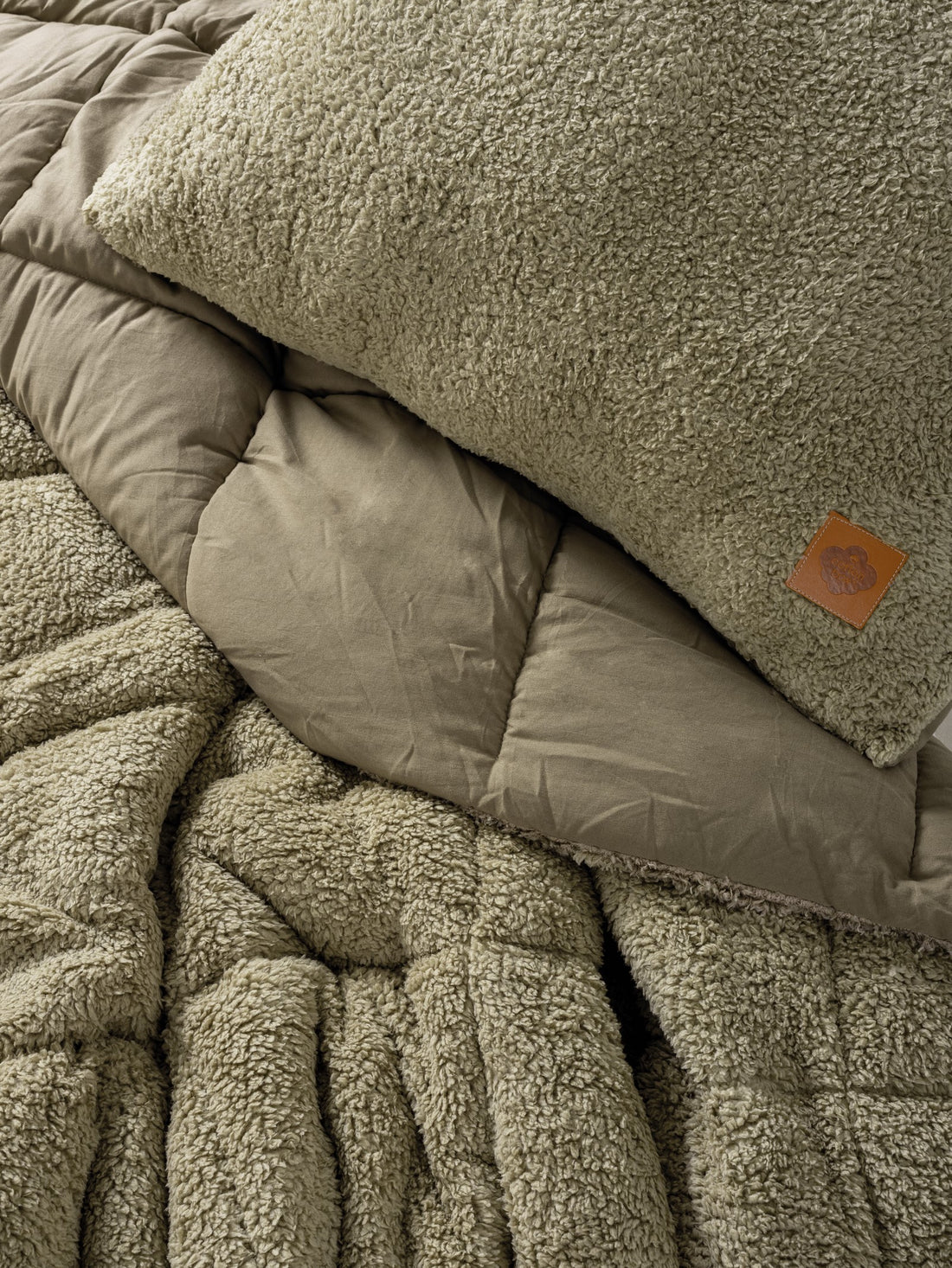 Cotton Box Double Plush Quilt Set Stone 195x215 cm