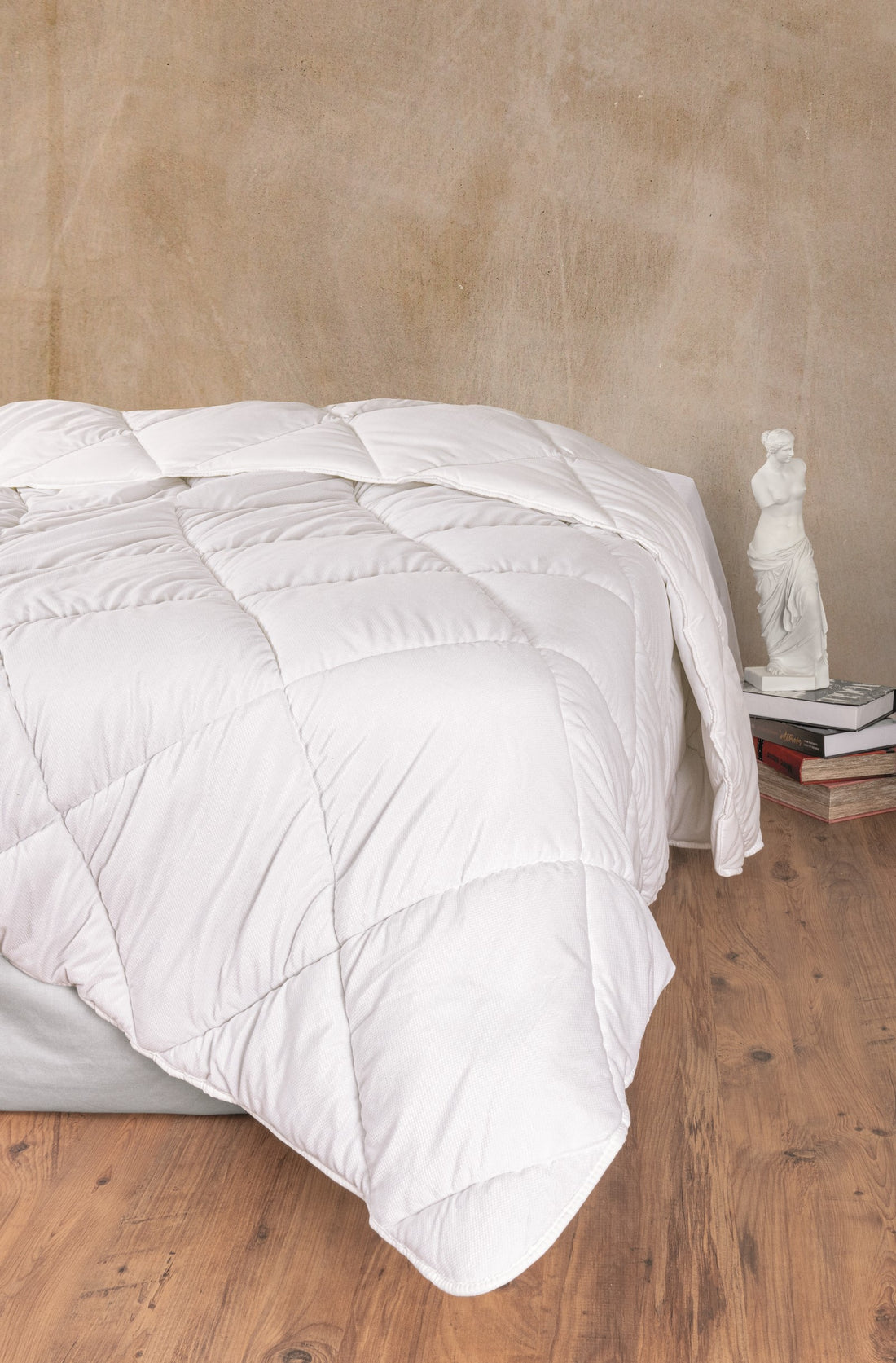 Cotton Box Double Utka Quilt White 195x215