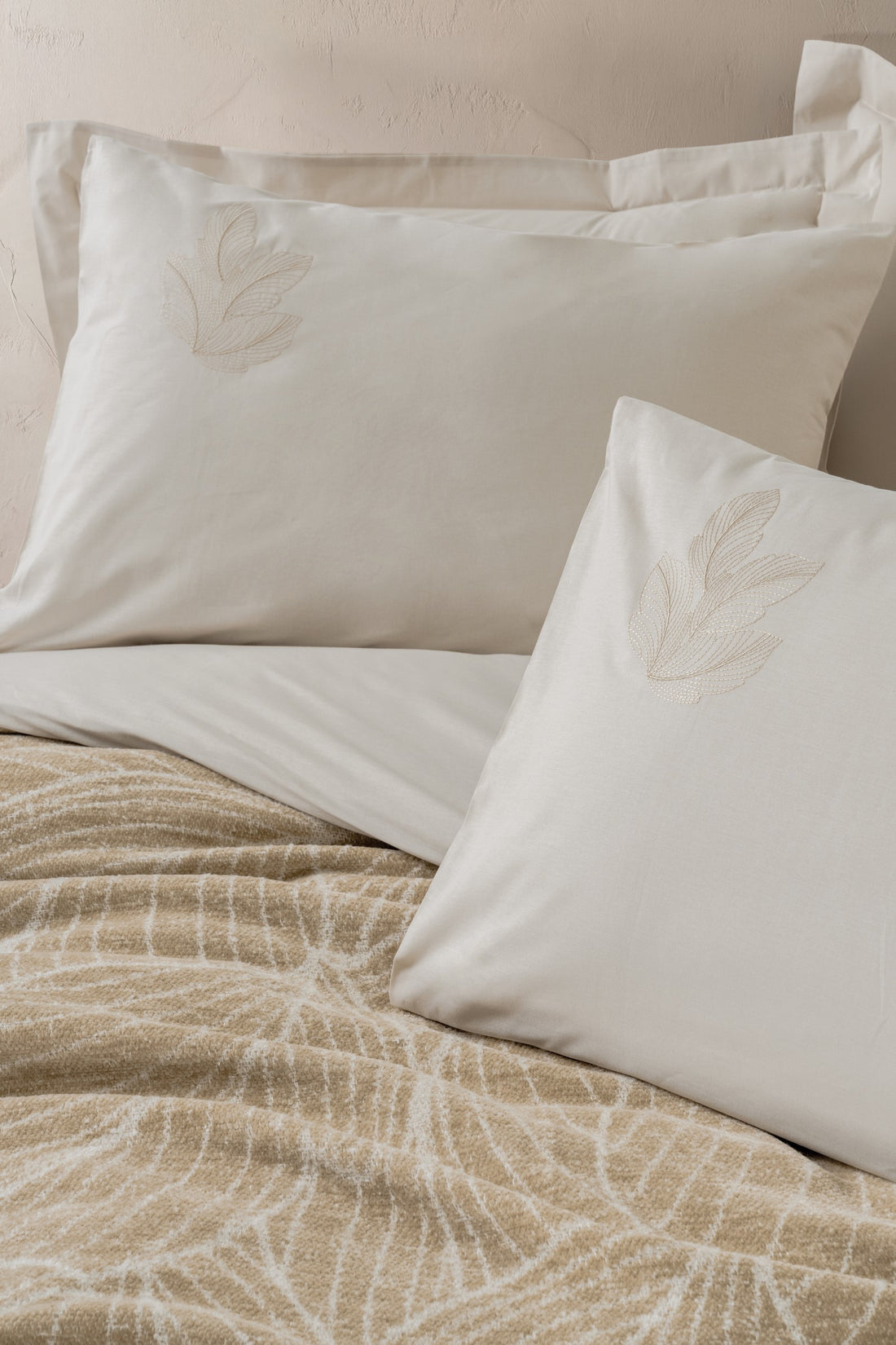 Cotton Box Fleece Double Duvet Cover Set with Bedspread Copse Beige