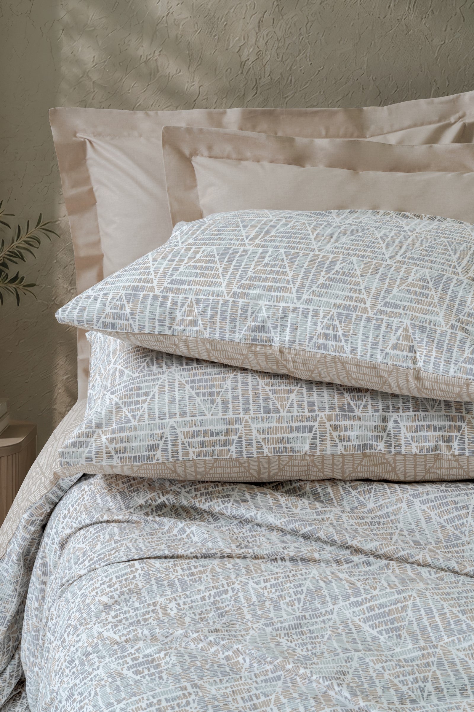 Cotton Box Minimal Çift Kişilik Lastikli Çarşaflı Nevresim Takımı Loom Bej