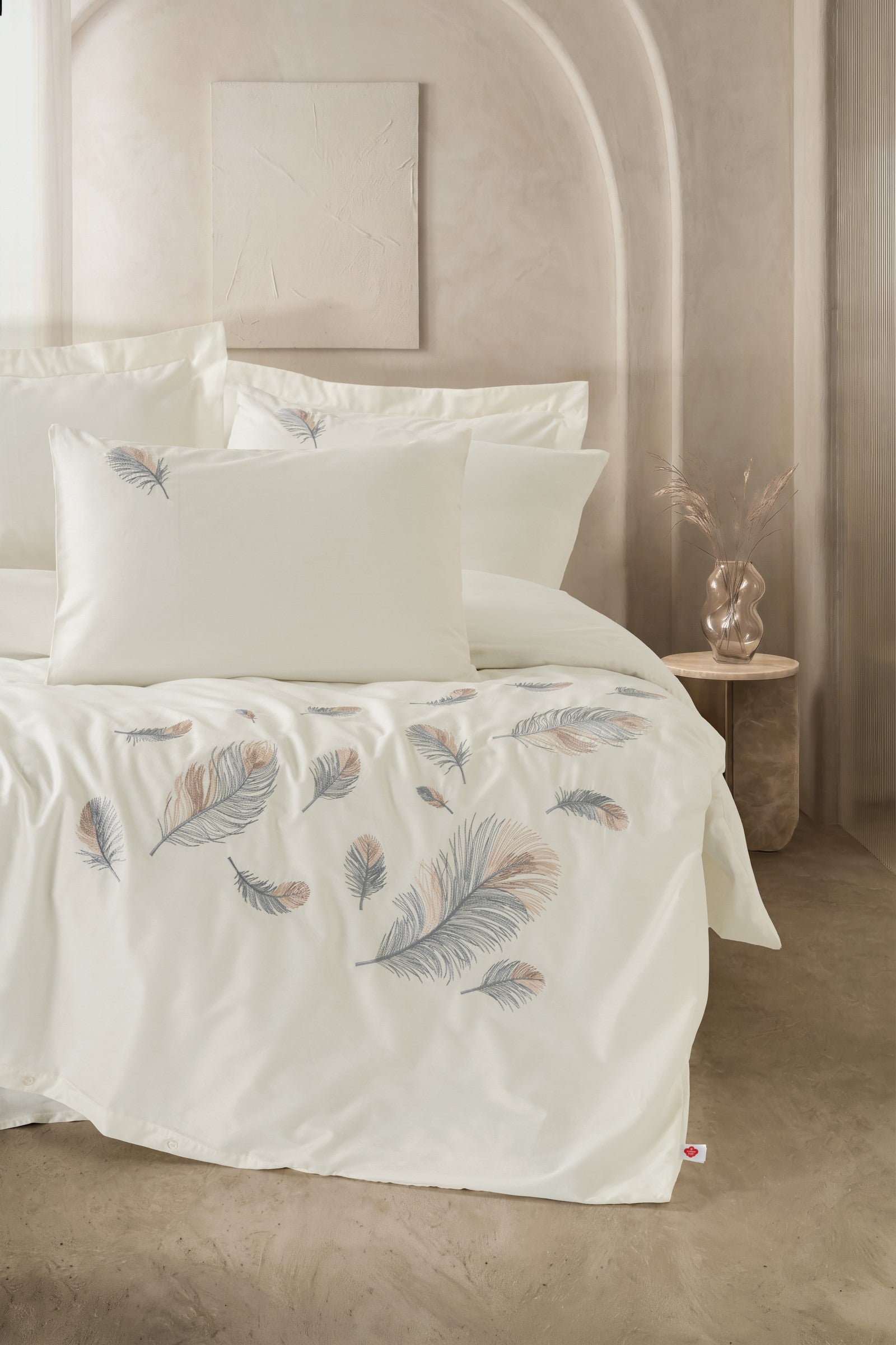 Cotton Box Nakışlı Saten Çift Kişilik Nevresim Takımı Alula Ekru