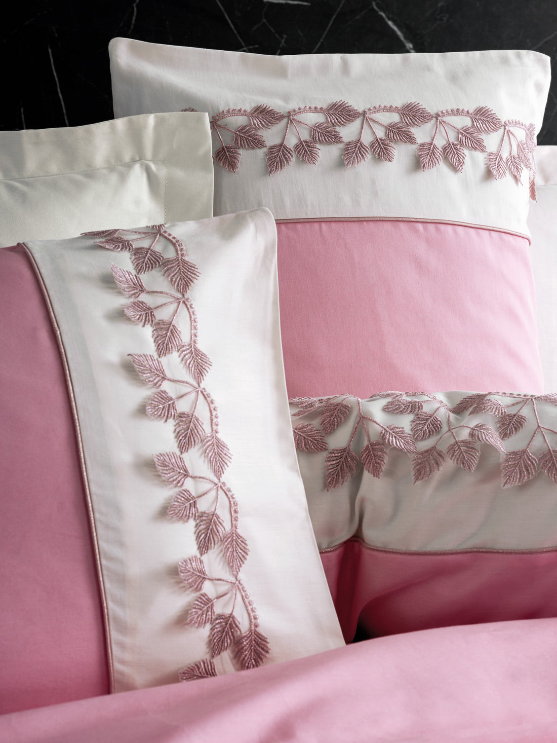 Cotton Box Embroidered Satin Double Duvet Cover Set Niobe Pink