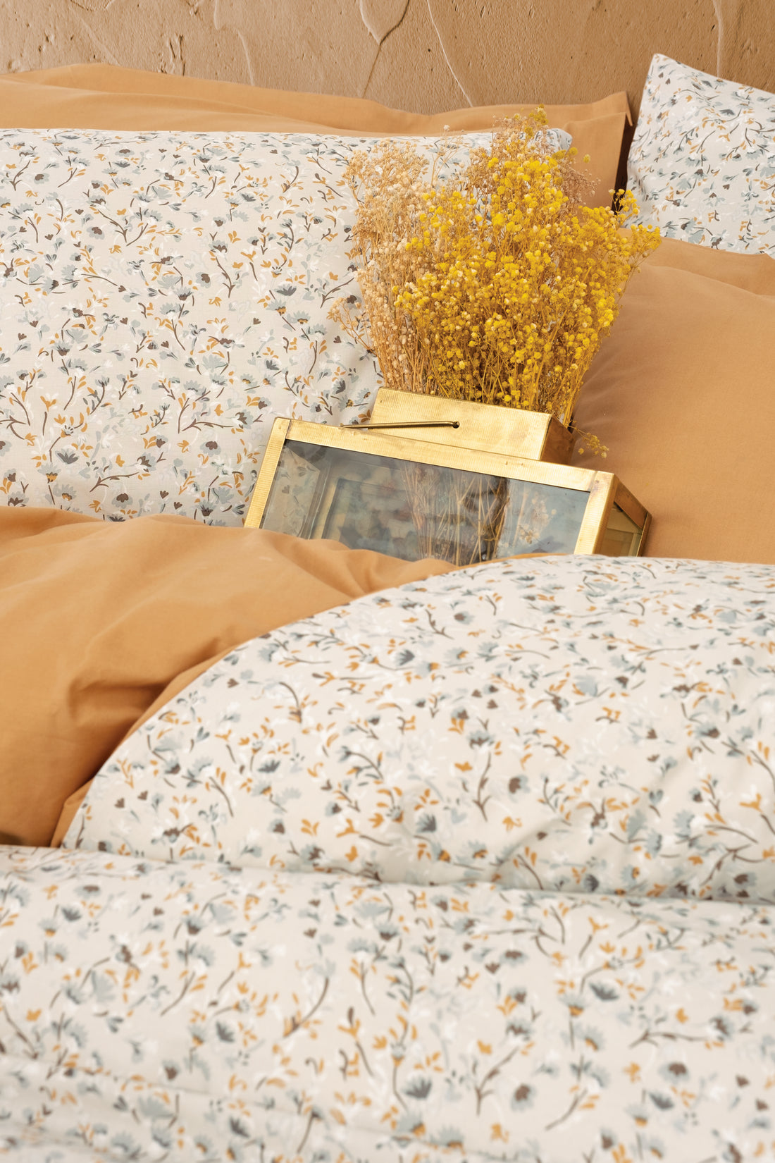 Cotton Box Petite Single Duvet Cover Set with Fitted Sheet Posy Beige