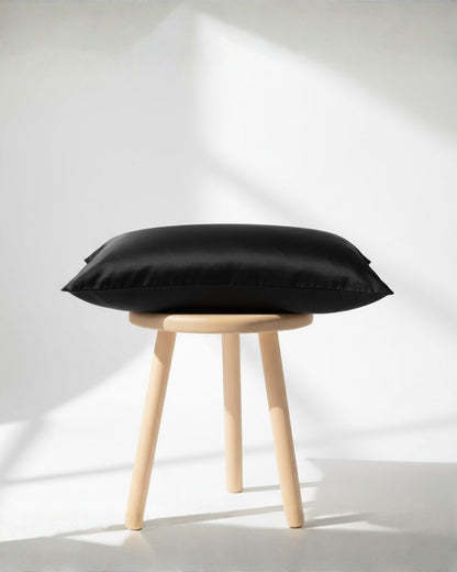 Cozy Home Halo Saten Yastık Kılıfı Siyah 50x70