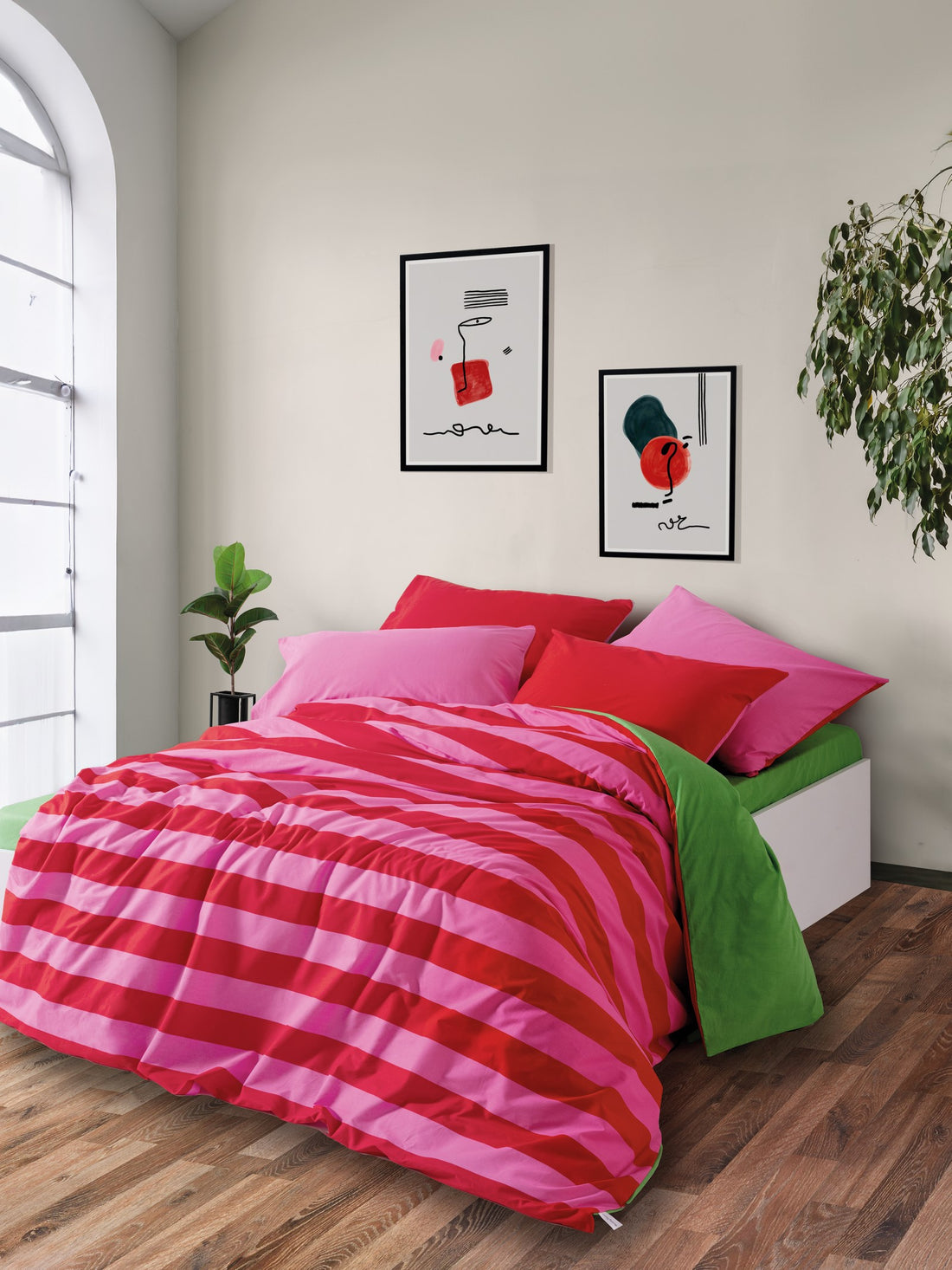 Cozy Home Popping Colors Double Duvet Cover Set with Elastic Sheets Cherie Green