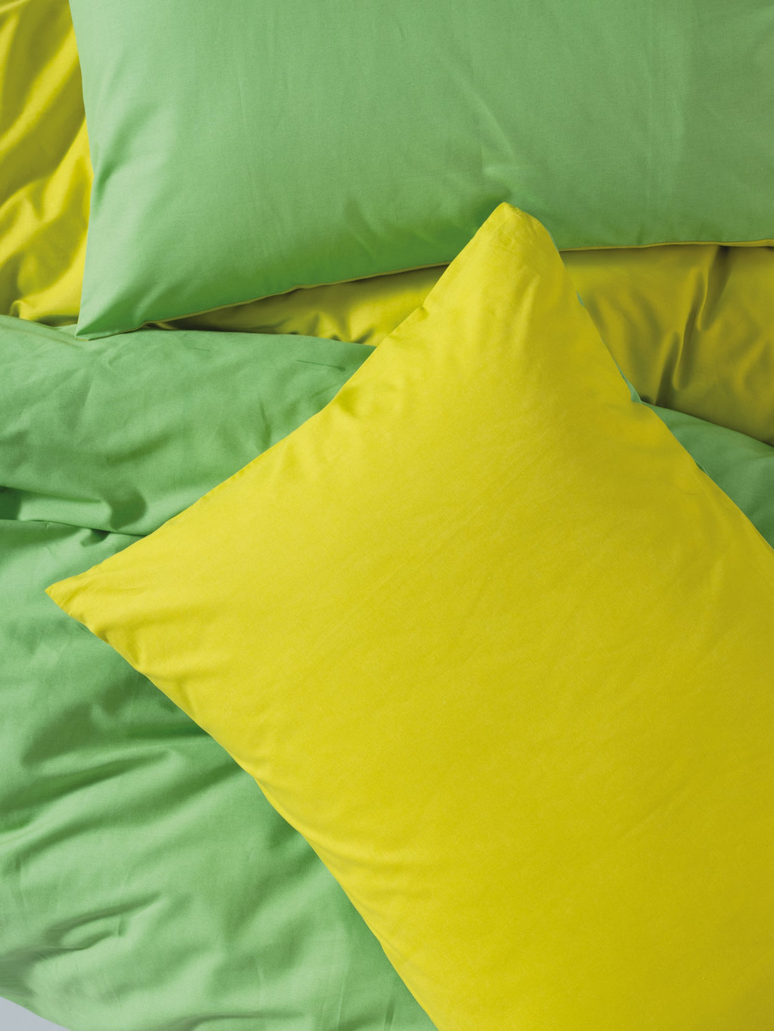 Cozy Home Popping Colors Double Duvet Cover Set with Elastic Sheets Sage Yellow-Green