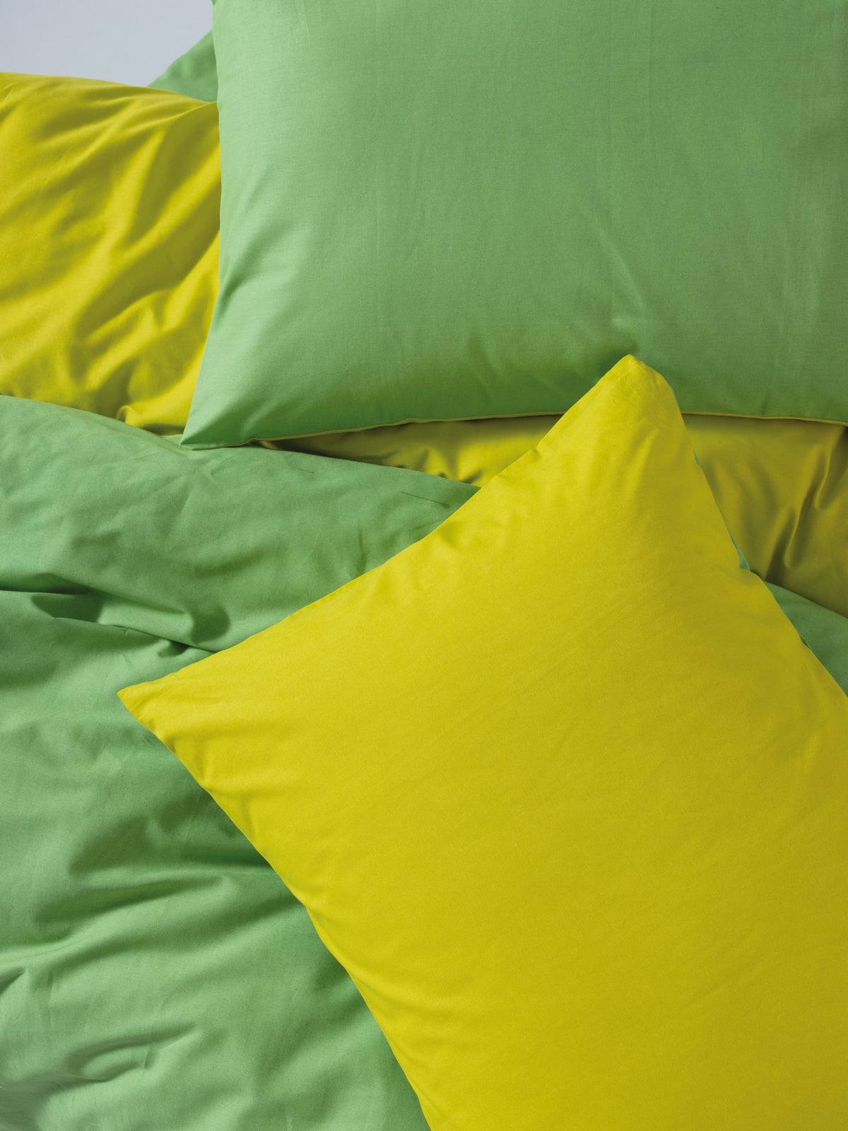 Cozy Home Popping Colors Single Duvet Cover Set with Elastic Sheets Sage Yellow-Green